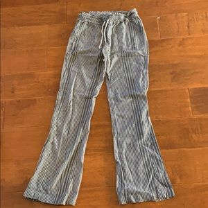 beach pants, pin stripe, light grey